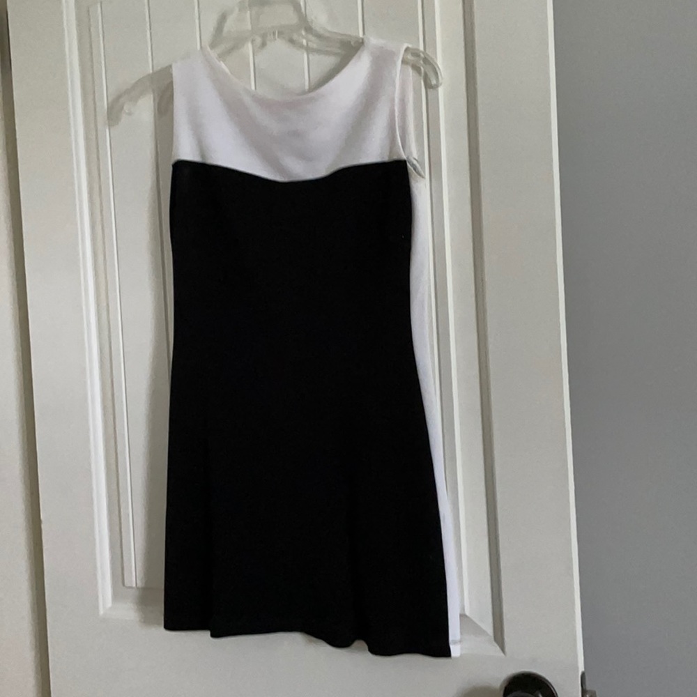 Bebe black and white shift